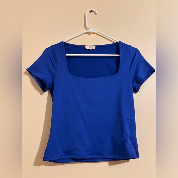 (2/$15) GOING OUT TEE 💙 - Picture 1 of 2